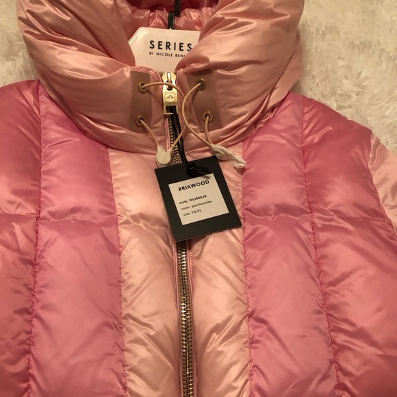 Nicole Benisti NB Series Crop Down Jacket Brand NWT Limited Edition
Barbie Pink - Picture 12 of 16